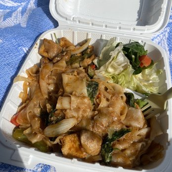 Jamjuree Thai Cuisine - Pad Ki Mao - Thai Near Me - Seattle, Washington Jamjuree Thai Cuisine - Pad Ki Mao - Thai Near Me - Seattle, Washington