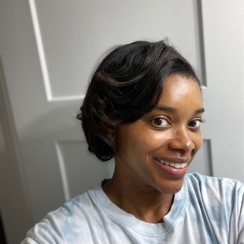 Foxycut Salon - Foxy Haircut - Include Shampoo, Blowdry & Style - Hair Salons Near Me - Seattle, Washington