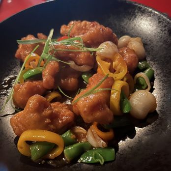 Echo Palm Beach - General Tao - Bars Near Me - Palm Beach, Florida
