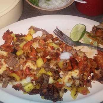Taquería Huitepec - Alambre or just melted cheese on meat - Tacos Near Me - León, GUA