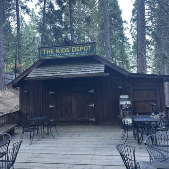 Yosemite Mountain Sugar Pine Railroad - One of 2 gift shops - Tours Near Me - Fish Camp, California Yosemite Mountain Sugar Pine Railroad - One of 2 gift shops - Tours Near Me - Fish Camp, California