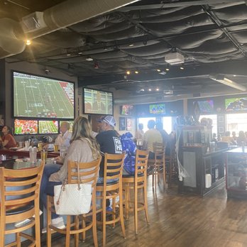 Wicked Willies - Inside the restaurant - Sports Bars Near Me - Osage Beach, Missouri