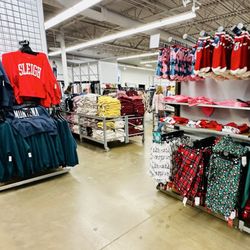 Old Navy Outlet - Women's clothes