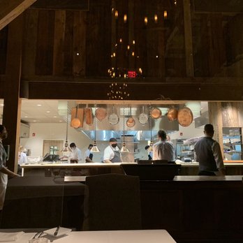 Artisanal Restaurant - Open kitchen - New American Near Me - Banner Elk, North Carolina Artisanal Restaurant - Open kitchen - New American Near Me - Banner Elk, North Carolina