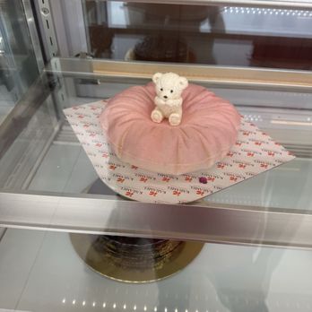 Karamel Artisanal Bakery - This is a cake. Just looks like a pillow. - Bakeries Near Me - Glendale, California Karamel Artisanal Bakery - This is a cake. Just looks like a pillow. - Bakeries Near Me - Glendale, California
