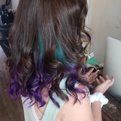Ecco Salon - Emerald green to deep purple!