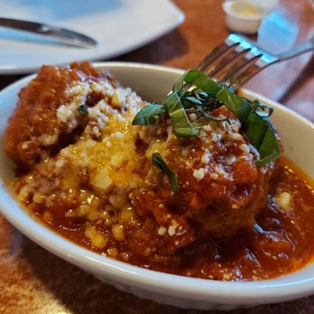 Italian Tomato Restaurant - meatball appy - Italian Near Me - Richmond, British Columbia Italian Tomato Restaurant - meatball appy - Italian Near Me - Richmond, British Columbia
