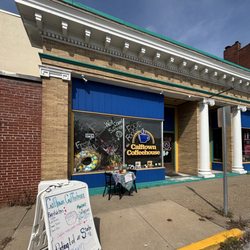Calftown Cafe - Exterior