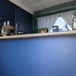 Lush Health and Beauty Spa - Front desk
