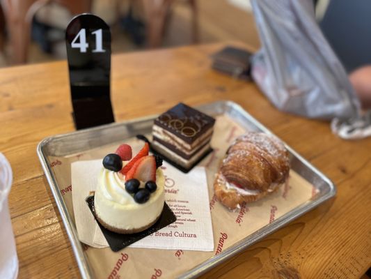 La Panadería Bakery Café by null