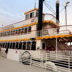 Lake Mead Cruises - The Ship