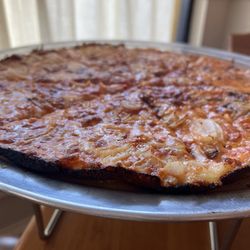 Tabor Pizzeria - The Crispy Bar Pie (with onion topping) -- perfect thinness!
