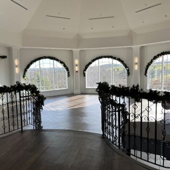 Granite Links - Rotunda with Bar & Coat Room - Golf Near Me - Quincy, Massachusetts