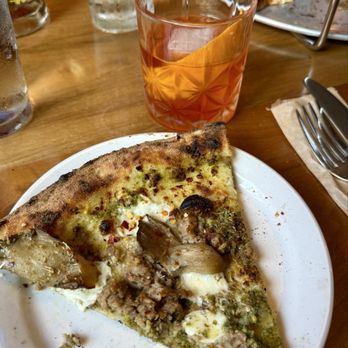 Groundling Pizza - Pizza Near Me - Gold Beach, Oregon Groundling Pizza - Pizza Near Me - Gold Beach, Oregon