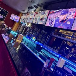Charleston Sports Pub - Goose Creek - Indoor/outdoor bar