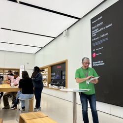Apple Hillsdale