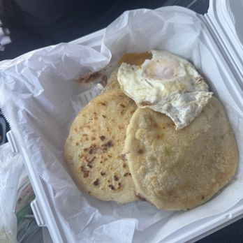 Platanito Latin Cuisine - 5. Revuelta Pupusa - Food Trucks Near Me - Napa, California Platanito Latin Cuisine - 5. Revuelta Pupusa - Food Trucks Near Me - Napa, California