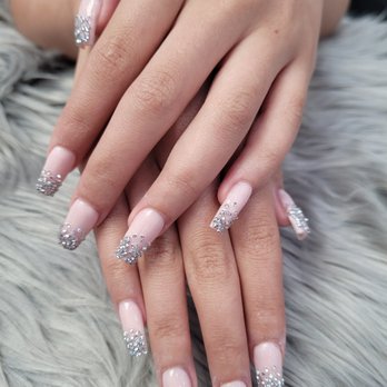 Topline Nails & Lashes Microblading - Nail Salons Near Me - Long Beach, California