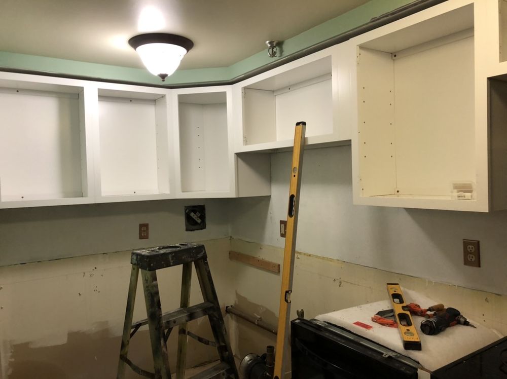 UNIVERSAL FACTORY DIRECT 44 Photos & 26 Reviews 145 Heritage Ave