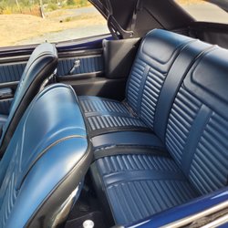Leo's Custom Upholstery
