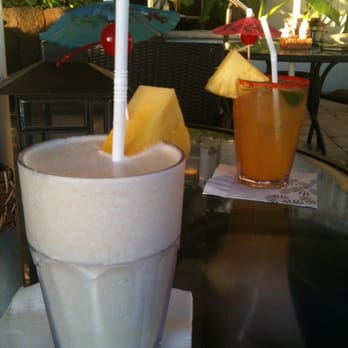The Beach Bar - Fruity drinks from Beach Bar in Honolulu, HI - Bars Near Me - Honolulu, Hawaii