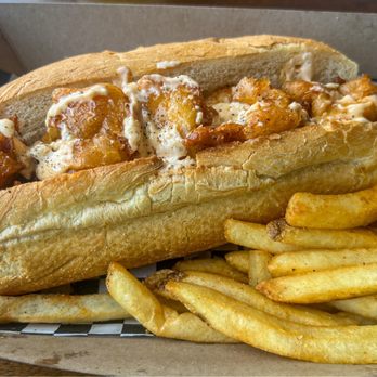 SECTION 771 - Shrimp Po'boy - Sports Bars Near Me - Baltimore, Maryland