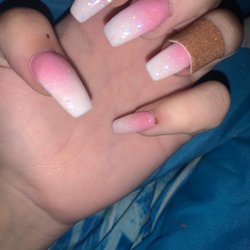 Lee Nails & Spa