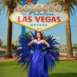 Radiant Inc Photography - Burlesque Star, Cervena Fox 
Shot by: Radiant Inc.
