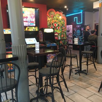 Three Lives - Inside - Burgers Near Me - Syracuse, New York
