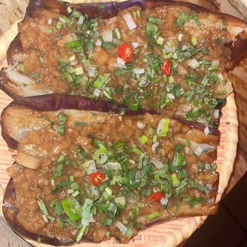 Chat Bar - Garlic's eggplant - Barbeque Near Me - Scarborough, Ontario