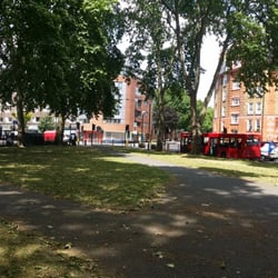 Goldington Crescent Gardens - Flanked by a main road from King's Cross to Camden