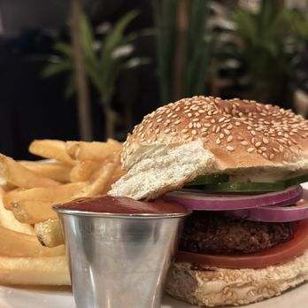 Haven Uws - Falafel burger - Burgers Near Me - New York, New York Haven Uws - Falafel burger - Burgers Near Me - New York, New York