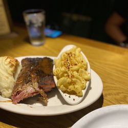 user provided Damon's Steak House photo