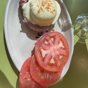 Snooze, an A.M. Eatery - Half Bennie with tomato side - Breakfast & Brunch Near Me - Phoenix, Arizona Snooze, an A.M. Eatery - Half Bennie with tomato side - Breakfast & Brunch Near Me - Phoenix, Arizona
