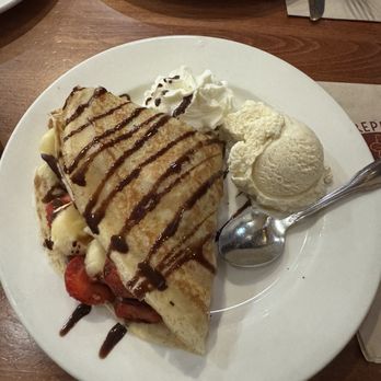 Crepevine Restaurants - Willow Glen crepe - New American Near Me - San Jose, California