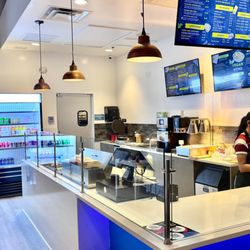 Kati Roll Wala - Inside view of the restaurant