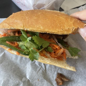 Banh Mi Che Cali - 9. BBQ Chicken Sandwich - Vietnamese Near Me - Fullerton, California Banh Mi Che Cali - 9. BBQ Chicken Sandwich - Vietnamese Near Me - Fullerton, California