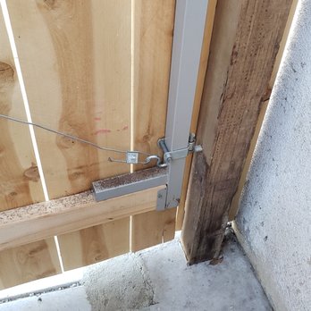 Coons' Fences - Same here - This is supposed to be tight to keep the gate in line.  It's looser than a guitar string. - Fences & Gates Near Me - Clovis, California