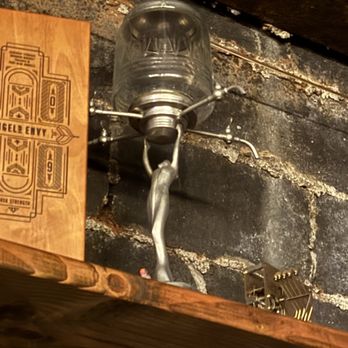Swordfish Tom's - Interesting tchotchkes. - Cocktail Bars Near Me - Kansas City, Missouri