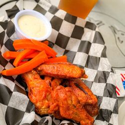 Poho wings