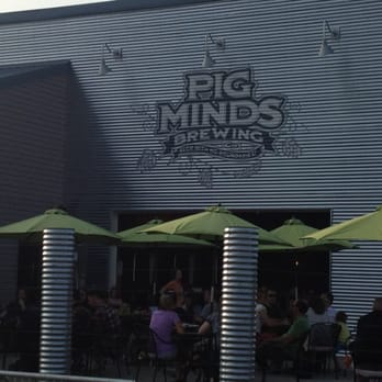 Pig Minds Brewing - Storefront - Brewpubs Near Me - Machesney Park, Illinois Pig Minds Brewing - Storefront - Brewpubs Near Me - Machesney Park, Illinois