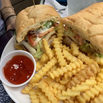 Budweiser Brickhouse Tavern - Burger - Sports Bars Near Me - Chicago, Illinois Budweiser Brickhouse Tavern - Burger - Sports Bars Near Me - Chicago, Illinois