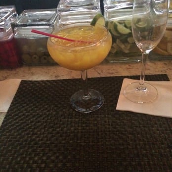 Juniper Bar - Mango margarita - Cocktail Bars Near Me - New York, New York