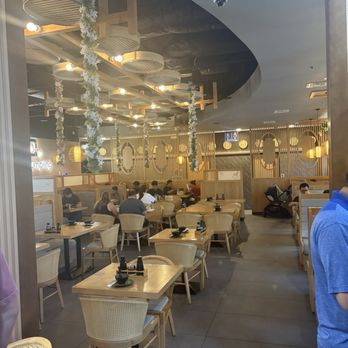 Zen Dumpling - Entrance - Asian Fusion Near Me - Brandon, Florida