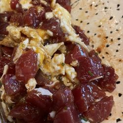 Tuna tartare with fried egg