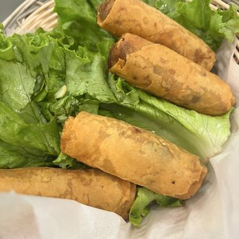 Pho Hoang - 4 Piece Vietnamese Spring Rolls 4pcs - Vietnamese Near Me - Flushing, New York Pho Hoang - 4 Piece Vietnamese Spring Rolls 4pcs - Vietnamese Near Me - Flushing, New York