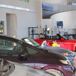 Ocean Honda showroom