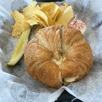 Chicken Salad Chick - Chicken Shop Near Me - Pflugerville, Texas