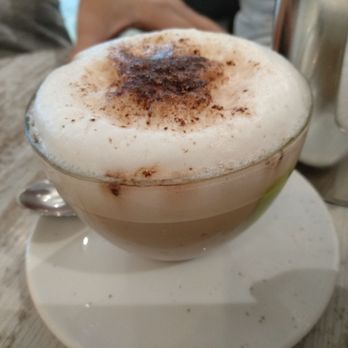Cafeteria Florida - Cappuccino - Cafeteria Near Me - Barcelona, B Cafeteria Florida - Cappuccino - Cafeteria Near Me - Barcelona, B