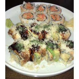 Diddy Kong and spicy tuna (add crunch)